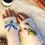Mitaines Tatouées - Libellule et roseau