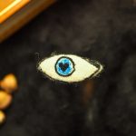 Broche  œil de coeur